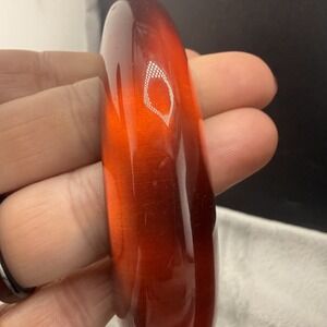 Vintage Chunky Acrylic Bangle Bracelet Red Moon Glow Ombre 8.5